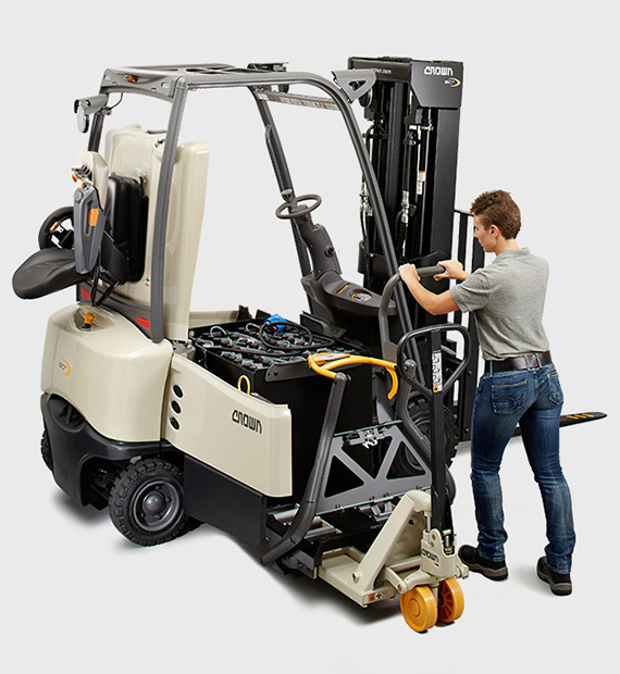 SC Series forklift with Crown's unique battery transfer system
