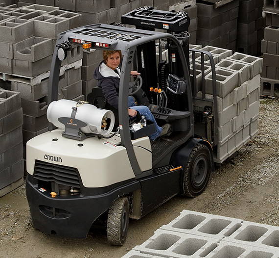 the gas forklift C-5 features the Intrinsic Stability System