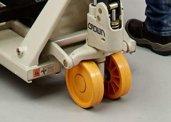 the PTh hand pallet truck is available with rubber or nylon steer wheels