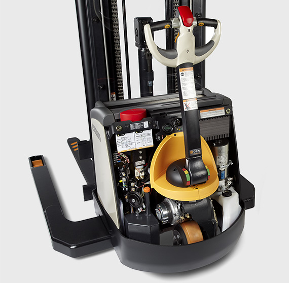 ST/SX straddle stackers are engineered for durability and long-term performance