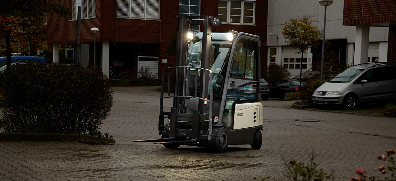 SC Series forklift with hard cabin and travel light package