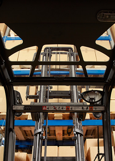 the SC forklift features forktip indicators for easy pallet placement the SC forklift features forktip indicators for easy pallet placement