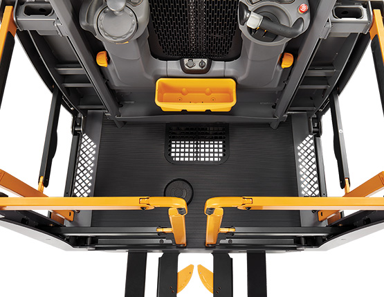 SP high-level order pickers feature floorboard windows SP high-level order pickers feature floorboard windows