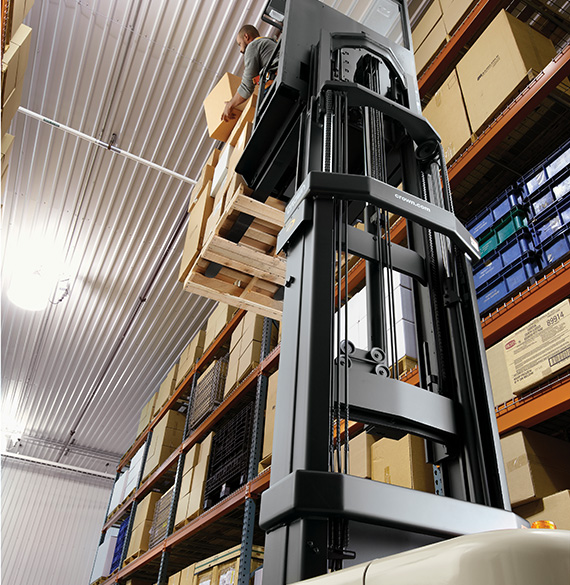 the SP high-level order picker delivers maximum performance