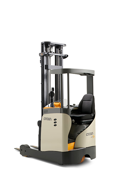 reach truck with narrow chassis ESR 1220