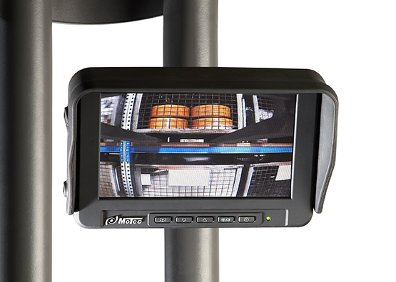 La carretilla retráctil de pantógrafo RR/RD está disponible con cámara y monitor en color.