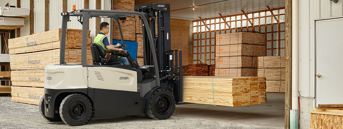 CB Forklift within application