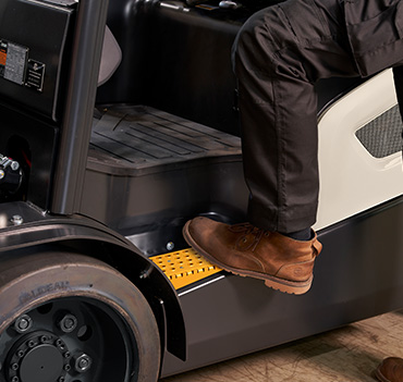 Forklift Easy Entry