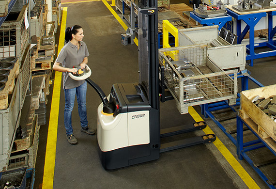 Crown's ES series walkie stacker in a manufacturing application