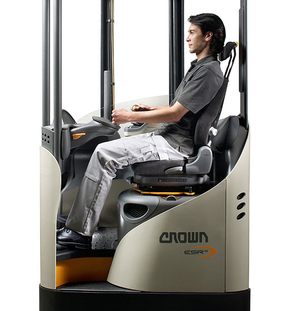 ESR Series reach truck offers unsurpassed ergonomic advantages