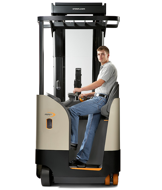 Operator riding side-stance on the RR/RD Series reach forklift