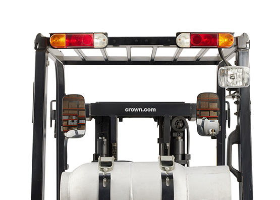 Lights and Mirrors on CG15-20 Lift Truck