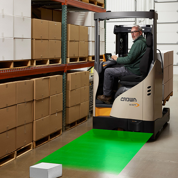 sistemi di assistenza per carrelli elevatori Crown