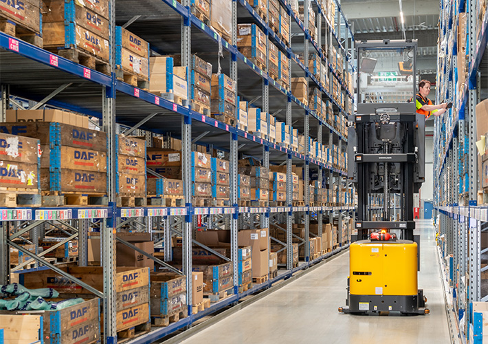 2026-high-level-order-picker-paccar