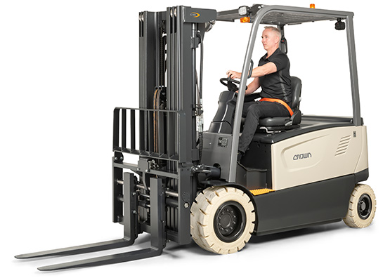 C-B heftrucks bieden intelligente bestuurdershulpfuncties 