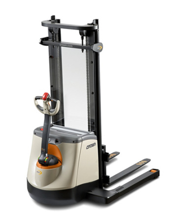 Breedspoorstapelaar SX 3200